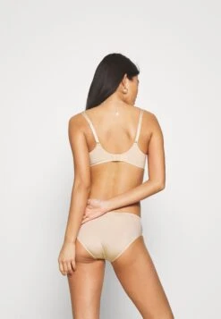 Chantelle Essentiall - T-Shirt Bh - Beige Doré -Triumph bfddb4972b0340d285b81beba81c5d09