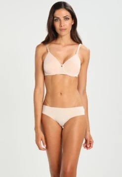 Triumph Make-Up Essentials Minimizer - Shapewear - Nude Beige -Triumph c2cfe98c644b458e81ecb31f6be19881