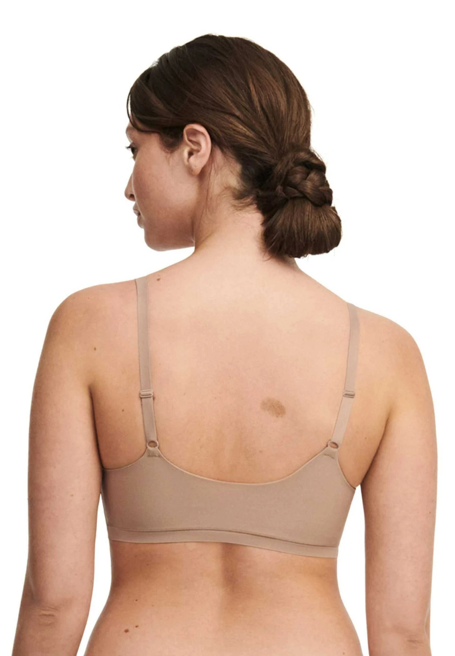 Chantelle Softstretch, Soft Cups, Bügellos, Naht - Bustier - Hellbraun 4 Chantelle Softstretch, Soft Cups, Bügellos, Naht - Bustier - Hellbraun - Afbeelding 2