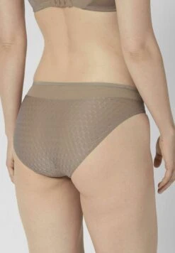 Triumph Azalea- Slip - Mink -Triumph d37094163c5a435cba204ede5d563ba8