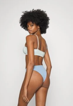 Magic Bodyfashion Comfort Bra Spaghetti Straps - Bustier - Soft Blue -Triumph d63de5340e6c40a6a61f2c28af527e7c