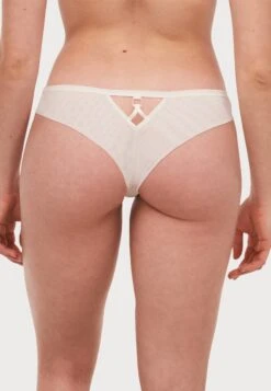 Chantelle Summer Seduction Tanga - String - Ivory -Triumph daa5cc7796184dcbbc0c93778cfdbcb7