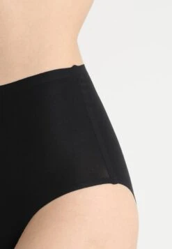 Chantelle High Waist Briefs - Slip - Black 11 Chantelle High Waist Briefs - Slip - Black -Triumph e134d1ec77dc4eac8e6e1b8ac42c6034