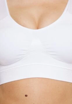 Magic Bodyfashion Comfort Bra 3 Pack - Bustier - Black/Latte/White -Triumph e17f2aafc3a0470b9f41c4b1f5cf90b7