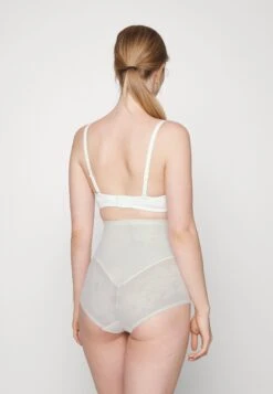Triumph Wild Rose Sensation Highwaist Panty - Shapewear - White -Triumph e3220e162919413485104580f72da9b7