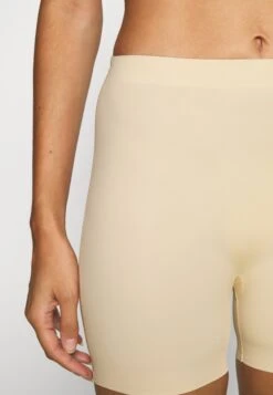 Magic Bodyfashion Maxi Sexy Short - Shapewear - Latte -Triumph e545ea9b39274f33b15ca2fc8ef3176f