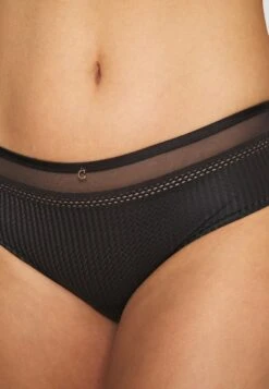 Chantelle Chic Essential Shorty - Slip - Schwarz -Triumph f1175cbd8d40481db58dba7f51d35607