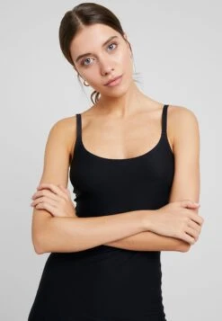 Chantelle Soft Unterkleid - Shapewear - Schwarz 11 Chantelle Soft Unterkleid - Shapewear - Schwarz -Triumph f397bf6ad72245a6b2a0a4b94effc727