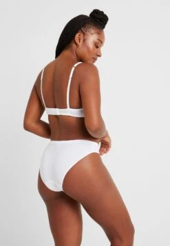 HANRO Sensation Mini - Slip - White -Triumph fe65a63da40e417e8b7d4de896b665fb