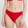 Chantelle String - Poppy Red -Triumph fec4309eff2f40a2be7eb0f969ebf972